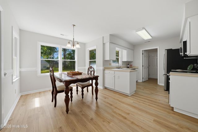 312 Wendover Lane, Wilmington, NC 28411