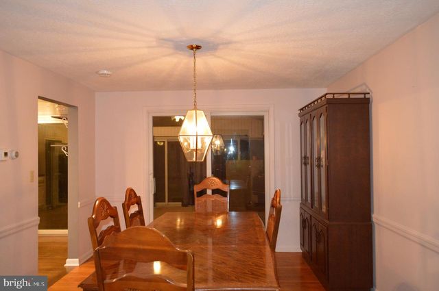 6605 WOODLAND DR, Spring Grove, PA 17362