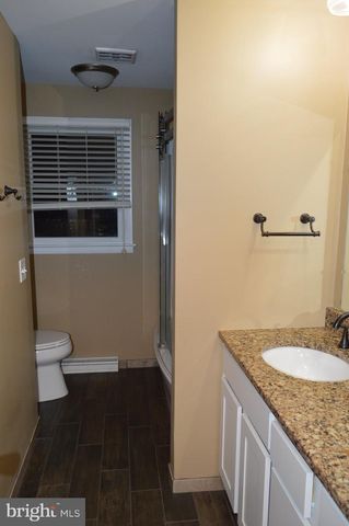 6605 WOODLAND DR, Spring Grove, PA 17362