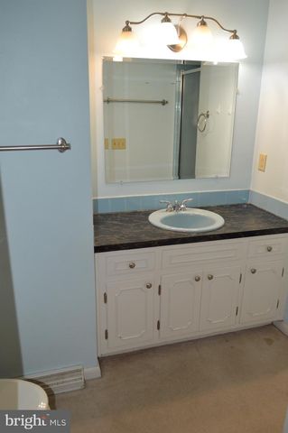 6605 WOODLAND DR, Spring Grove, PA 17362