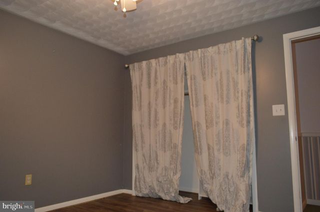 6605 WOODLAND DR, Spring Grove, PA 17362