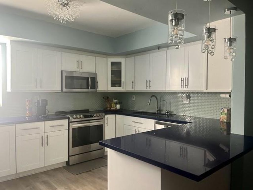 7200 Radice Court 601, Lauderhill, FL 33319