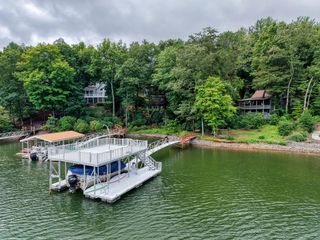 1295 Laurel Lane, Hiawassee, GA 30546