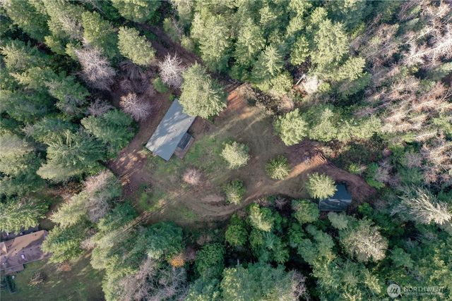 670 NW Mallard Lane, Seabeck, WA 98380