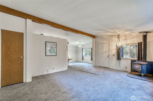 670 NW Mallard Lane, Seabeck, WA 98380