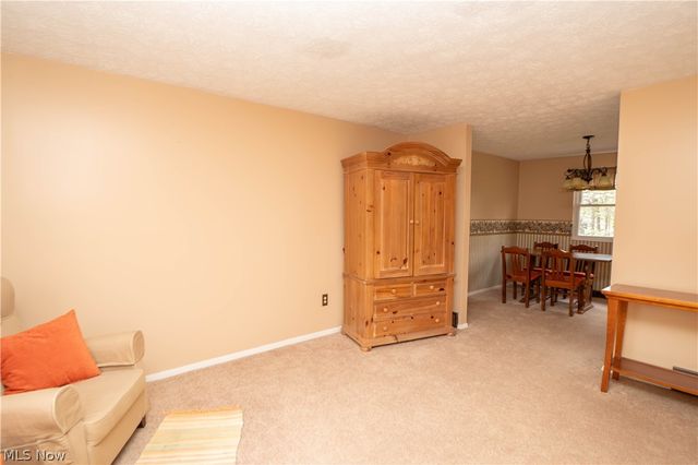 1744 Oak Trail Street NE, Massillon, OH 44646