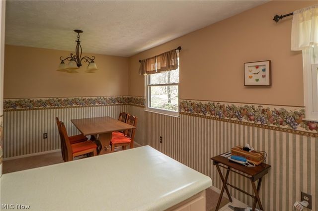 1744 Oak Trail Street NE, Massillon, OH 44646