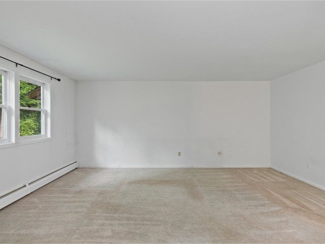 25 Baycrest Dr Apt 307, South Burlington, VT 05403