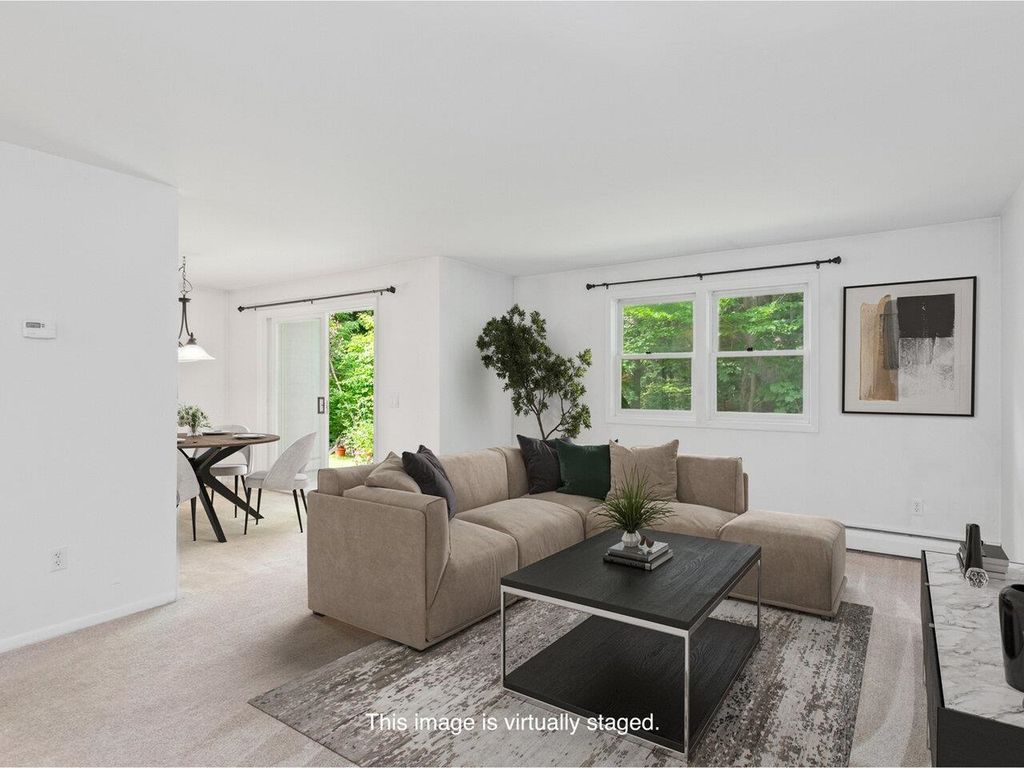 25 Baycrest Dr Apt 307, South Burlington, VT 05403