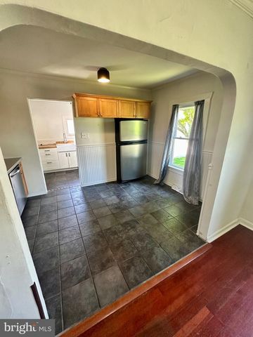 203 SUMMIT AVE, Conshohocken, PA 19428