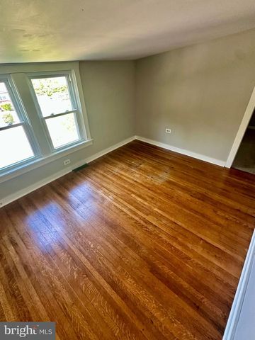 203 SUMMIT AVE, Conshohocken, PA 19428