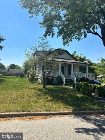 203 SUMMIT AVE, Conshohocken, PA 19428