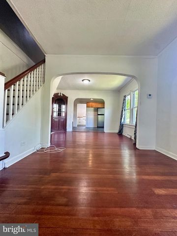 203 SUMMIT AVE, Conshohocken, PA 19428