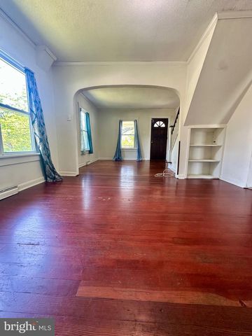 203 SUMMIT AVE, Conshohocken, PA 19428