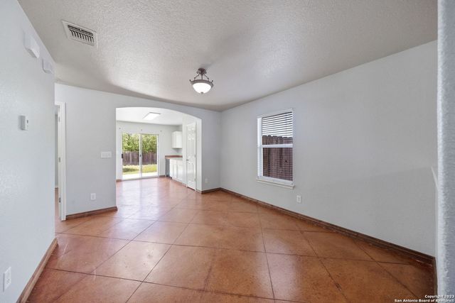 9227 Dublin Moor, San Antonio, TX 78254