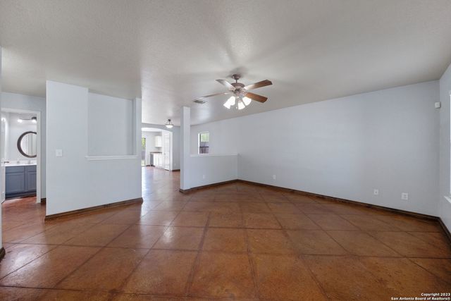 9227 Dublin Moor, San Antonio, TX 78254