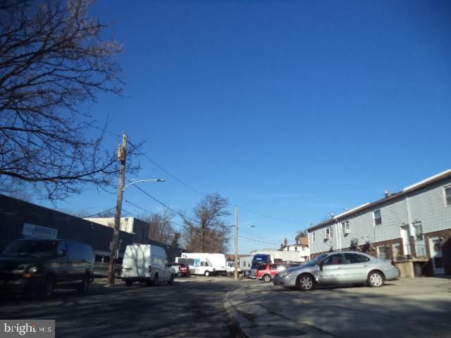 547 ALLENGROVE ST, Philadelphia, PA 19120