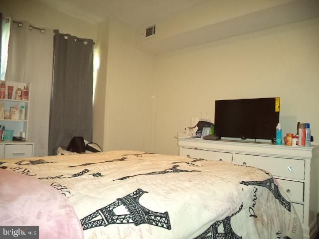 547 ALLENGROVE ST, Philadelphia, PA 19120