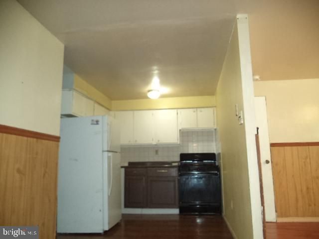 547 ALLENGROVE ST, Philadelphia, PA 19120