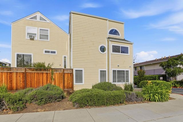 833 S San Tomas Aquino Road A, Campbell, CA 95008
