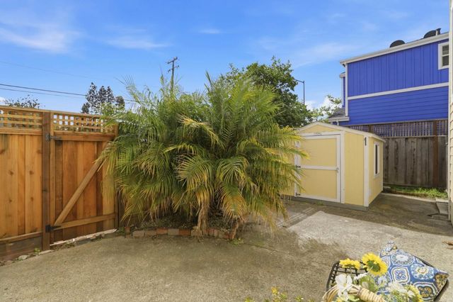 833 S San Tomas Aquino Road A, Campbell, CA 95008
