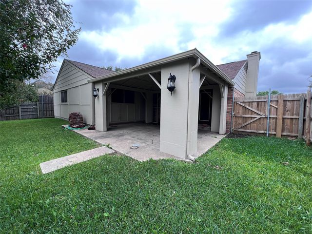 2466 Channing Drive, Grand Prairie, TX 75052