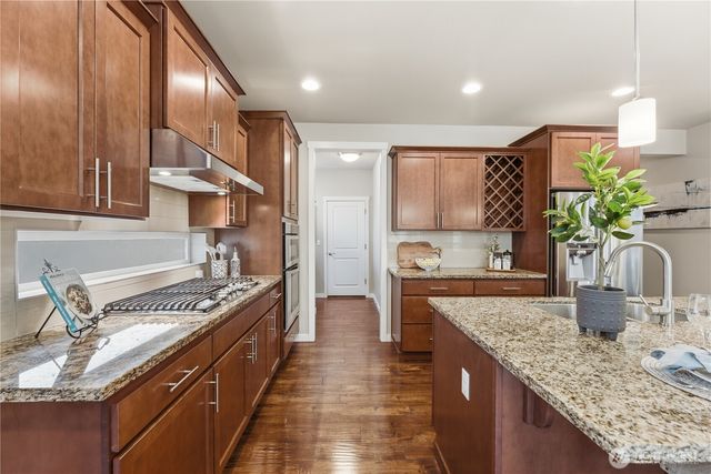 16005 74th Avenue NE, Kenmore, WA 98028