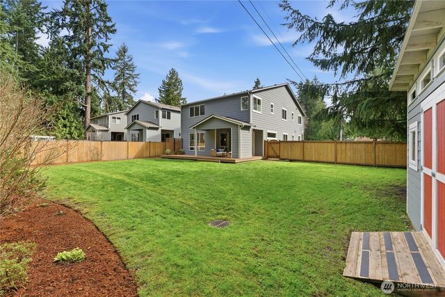 16005 74th Avenue NE, Kenmore, WA 98028