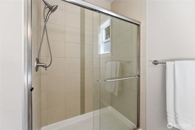 16005 74th Avenue NE, Kenmore, WA 98028