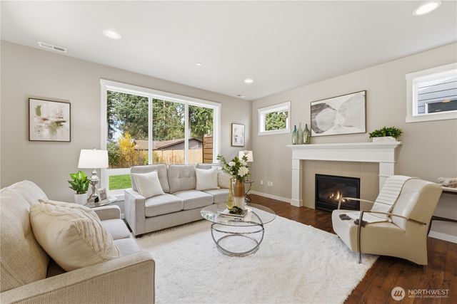 16005 74th Avenue NE, Kenmore, WA 98028