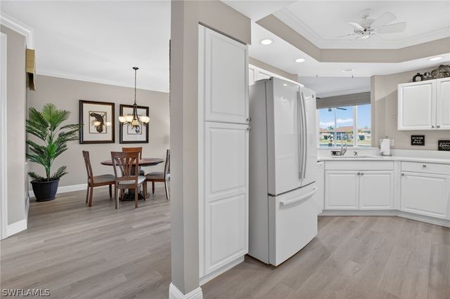 550 Club Marco CIR 5-102, Marco Island, FL 34145