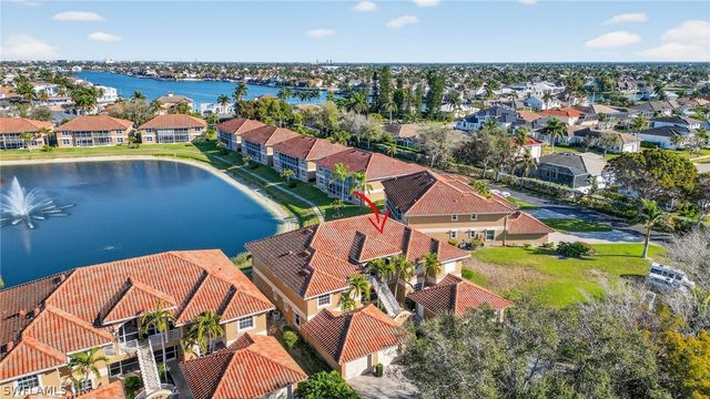 550 Club Marco CIR 5-102, Marco Island, FL 34145