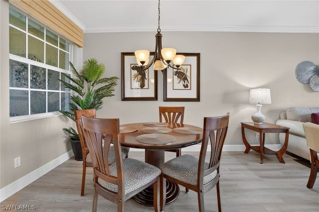 550 Club Marco CIR 5-102, Marco Island, FL 34145