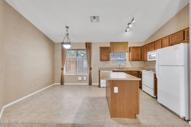 42780 W SUNLAND Drive, Maricopa, AZ 85138