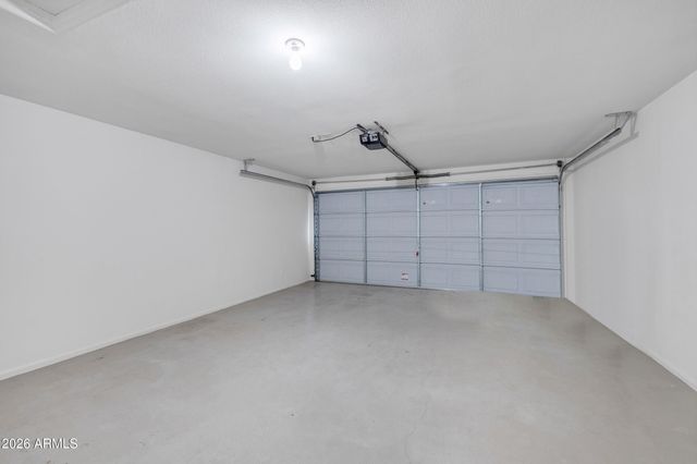 42780 W SUNLAND Drive, Maricopa, AZ 85138