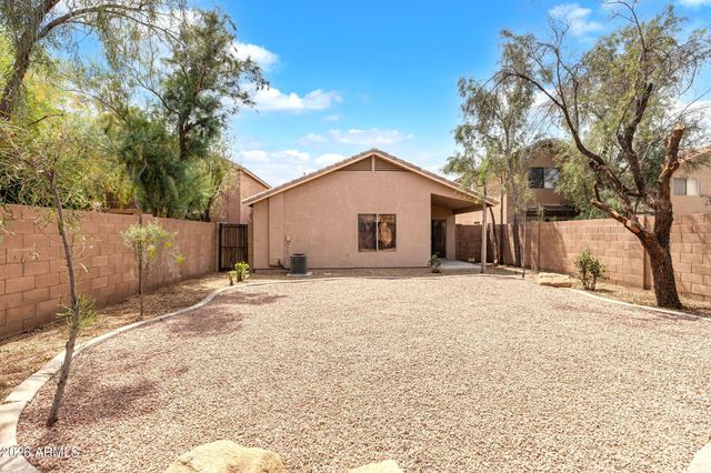 42780 W SUNLAND Drive, Maricopa, AZ 85138