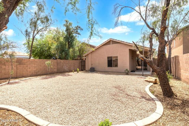 42780 W SUNLAND Drive, Maricopa, AZ 85138