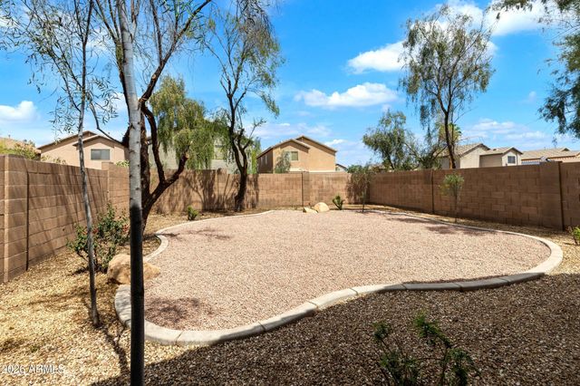 42780 W SUNLAND Drive, Maricopa, AZ 85138