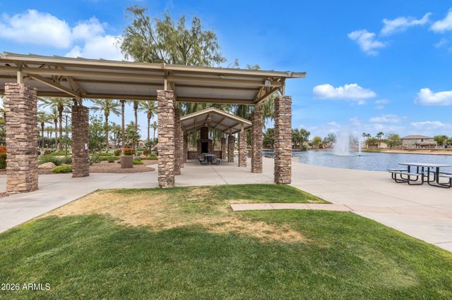 42780 W SUNLAND Drive, Maricopa, AZ 85138