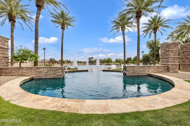42780 W SUNLAND Drive, Maricopa, AZ 85138