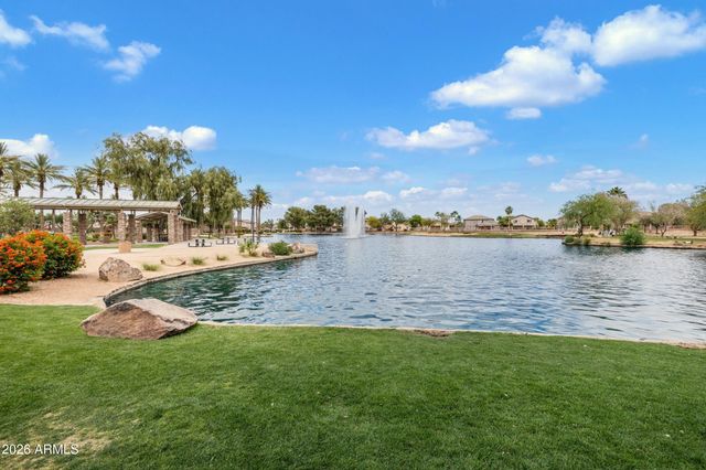 42780 W SUNLAND Drive, Maricopa, AZ 85138