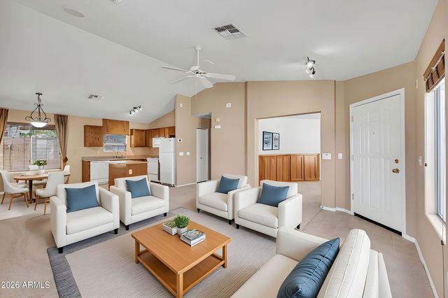 42780 W SUNLAND Drive, Maricopa, AZ 85138