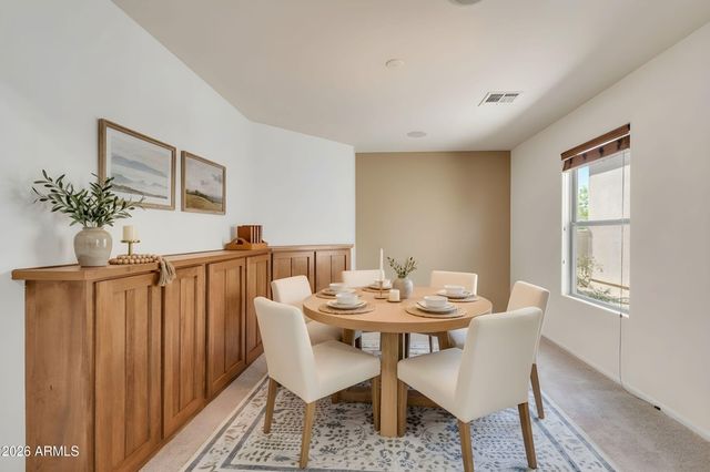 42780 W SUNLAND Drive, Maricopa, AZ 85138