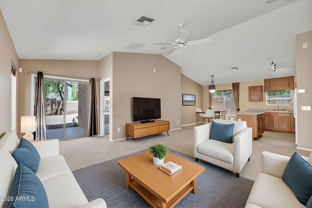 42780 W SUNLAND Drive, Maricopa, AZ 85138