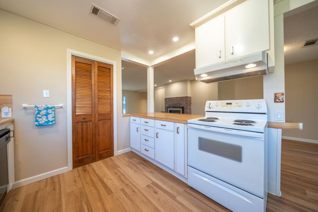 3500 Pioneer Lane, Redding, CA 96001