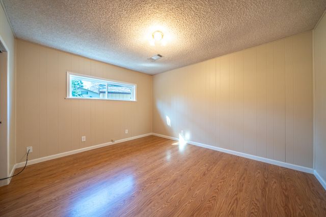 3500 Pioneer Lane, Redding, CA 96001