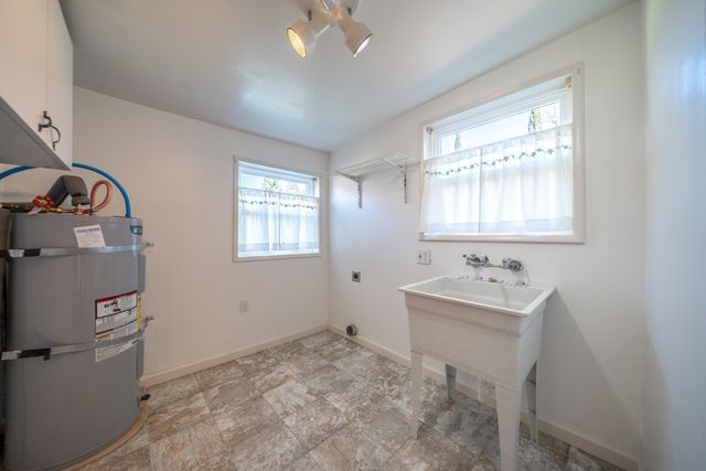 3500 Pioneer Lane, Redding, CA 96001