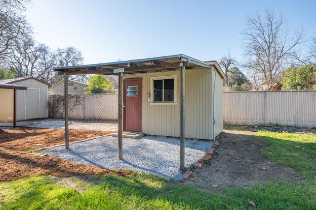 3500 Pioneer Lane, Redding, CA 96001