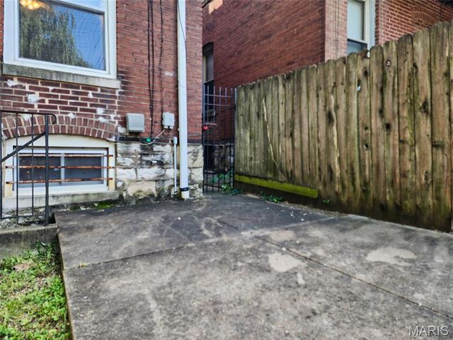 4141 Shaw Boulevard, St Louis, MO 63110