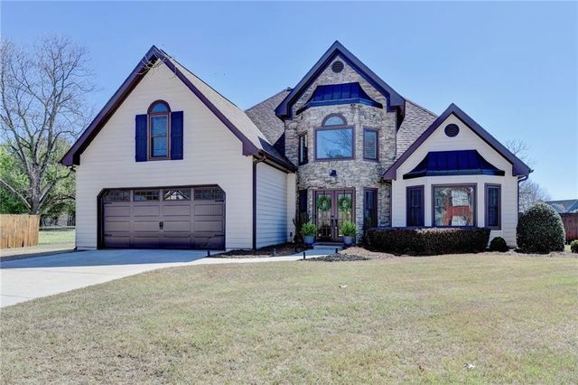 408 Beech Hollow Trail, Loganville, GA 30052